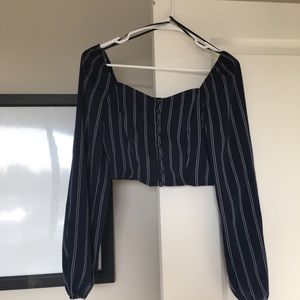 SUPER CUTE wide sleeve button front crop top!!!